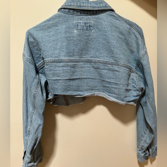 Forever 21 cut-off denim jacket - Picture 3 of 3